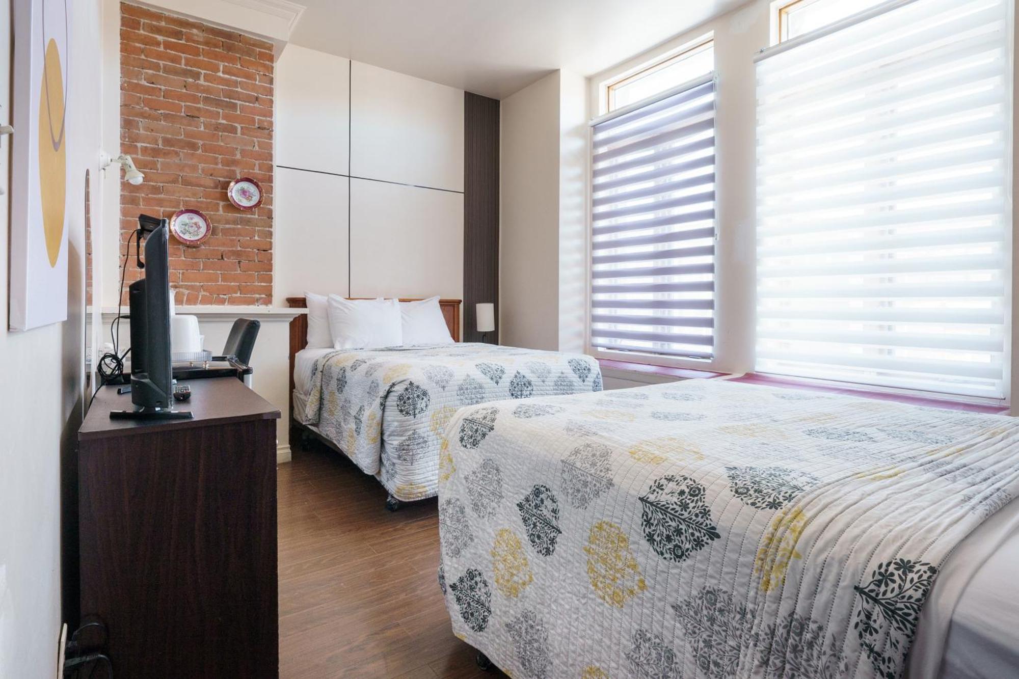 Hotel Auberge Manoir Ville Marie Montreal Bagian luar foto